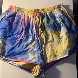 super cute tie dye shorts!